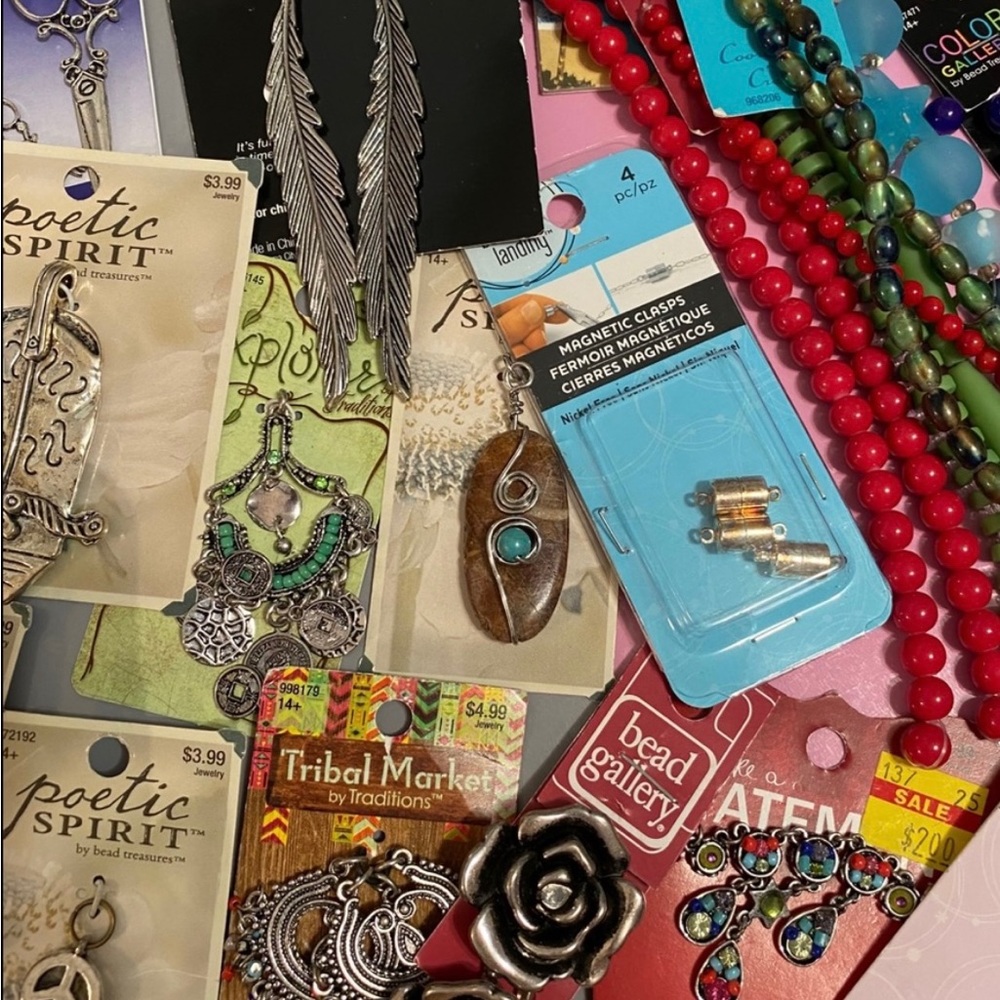 Charm and bead bundle